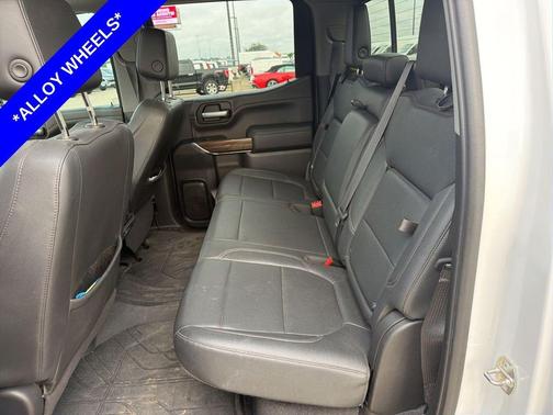 Summit White 2021 Chevrolet Silverado 1500 RST