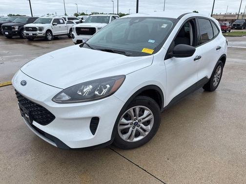 Oxford White 2022 Ford Escape S