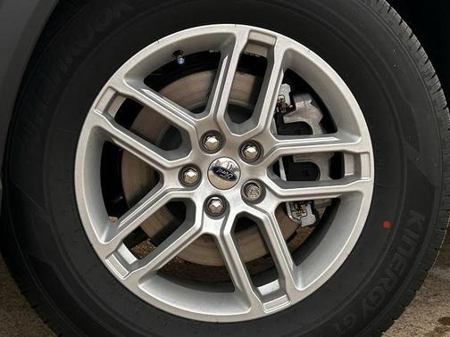 Vapor Blue Metallic 2026 Ford Explorer Active