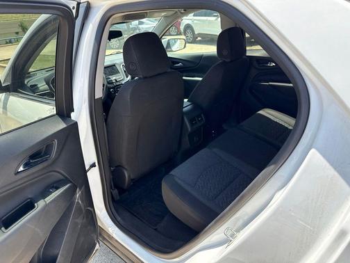 Summit White 2023 Chevrolet Equinox 1LT