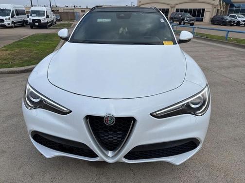 2022 Alfa Romeo Stelvio Ti