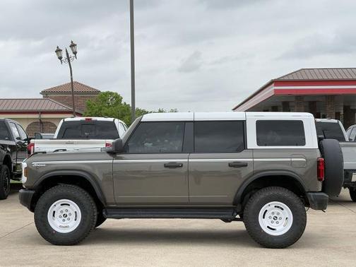 Marsh Gray 2026 Ford Bronco Heritage Edition
