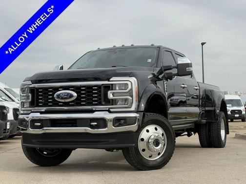 2023 Ford F-450 Lariat