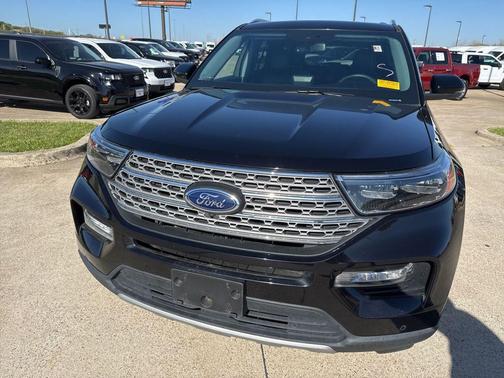 Agate Black 2022 Ford Explorer Limited