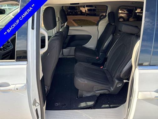 2020 Chrysler Pacifica Touring