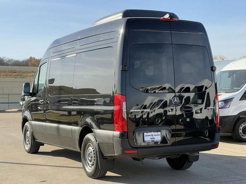 2024 Mercedes-Benz Sprinter 2500 Standard Roof