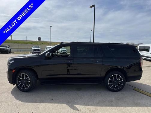 2024 Chevrolet Suburban RST