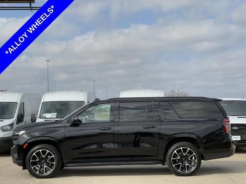 2024 Chevrolet Suburban RST