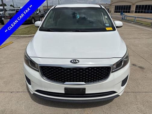 2018 Kia Sedona LX