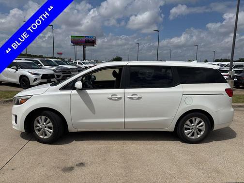 2018 Kia Sedona LX