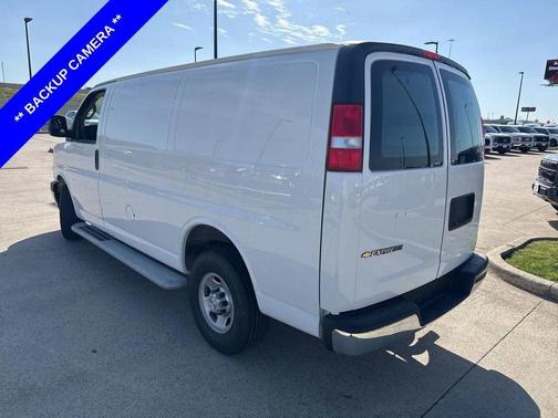 2024 Chevrolet Express 2500 RWD 2500 Regular Wheelbase WT