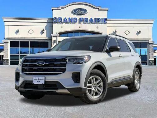 Space White Metallic 2026 Ford Explorer Active w/200A Pkg