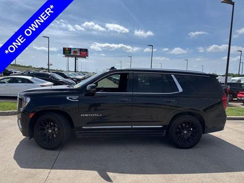 Onyx Black 2022 GMC Yukon Denali