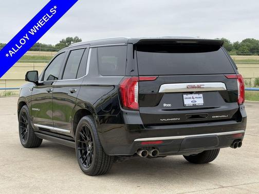 Onyx Black 2022 GMC Yukon Denali