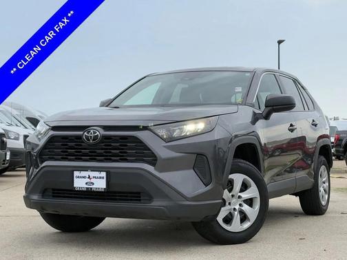 2022 Toyota RAV4 LE