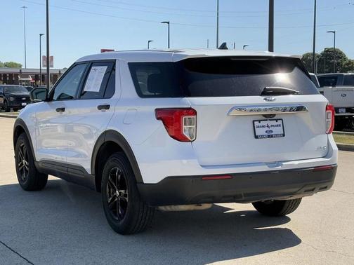 2022 Ford Explorer Base