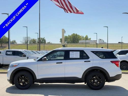 2022 Ford Explorer Base