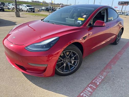 2021 Tesla Model 3 Standard Range Plus