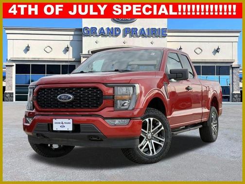 Hot Pepper Red Metallic Tinted Clearcoat 2023 Ford F-150 XL