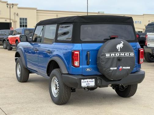 Velocity Blue Metallic 2026 Ford Bronco Base