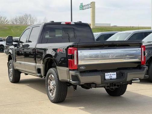 Agate Black Metallic 2026 Ford F-250 King Ranch