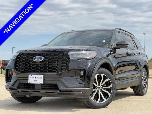 Agate Black Metallic 2025 Ford Explorer ST-Line