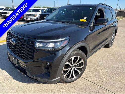 Agate Black Metallic 2025 Ford Explorer ST-Line
