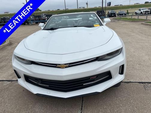 Summit White 2017 Chevrolet Camaro 2LT