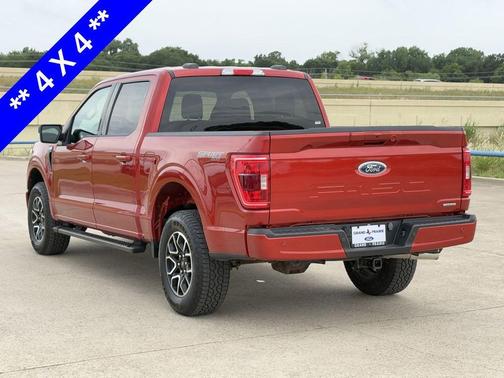 Chili Pepper Red 2023 Ford F-150 XLT