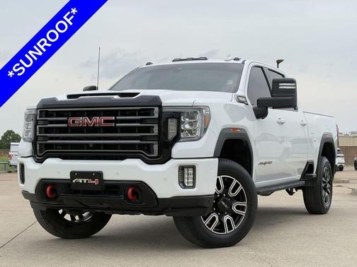 Summit White 2022 GMC Sierra 2500 AT4