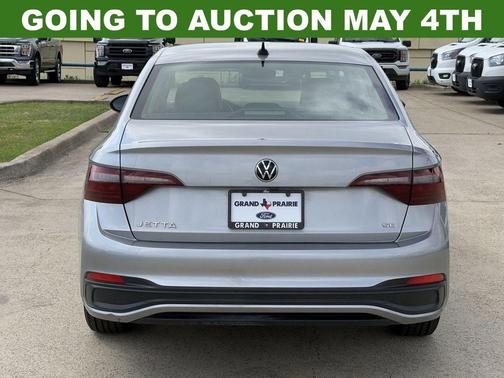 Pyrite Silver 2023 Volkswagen Jetta 1.5T SE