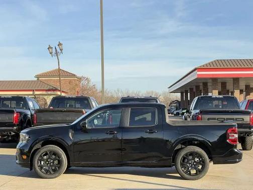 2026 Ford Maverick Lobo Standard