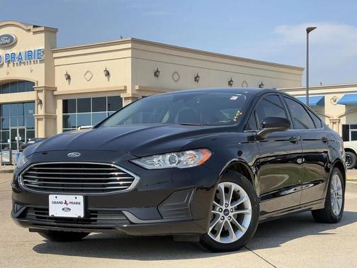 2020 Ford Fusion SE
