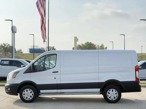 2021 Ford Transit-250 Base