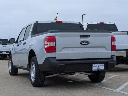 2025 Ford Maverick XL