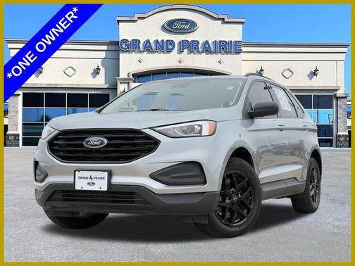 Iconic Silver Metallic 2022 Ford Edge SE