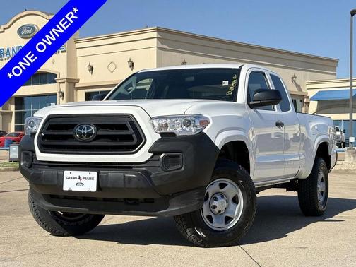 2023 Toyota Tacoma SR
