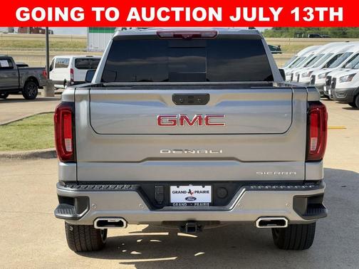 Sterling Metallic 2024 GMC Sierra 1500 Denali