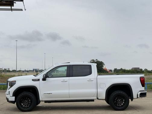 2022 GMC Sierra 1500 AT4X