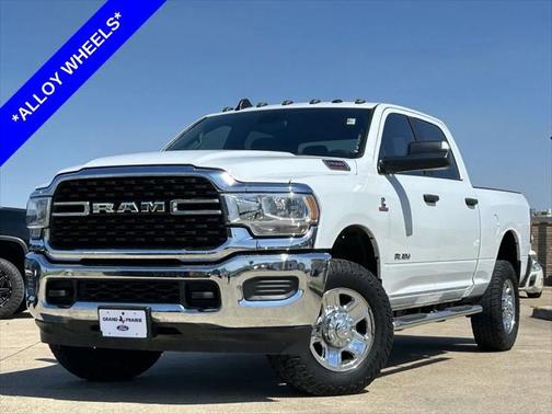 2022 RAM 2500 Lone Star Crew Cab 4x4 6'4' Box