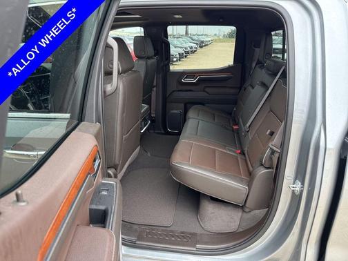 Sterling Metallic 2023 GMC Sierra 1500 Denali