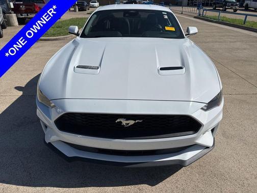 Oxford White 2022 Ford Mustang EcoBoost Premium
