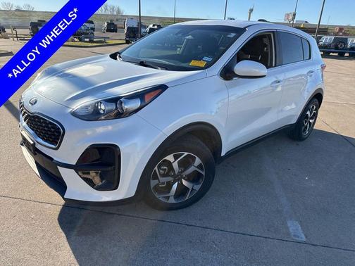 2022 Kia Sportage LX