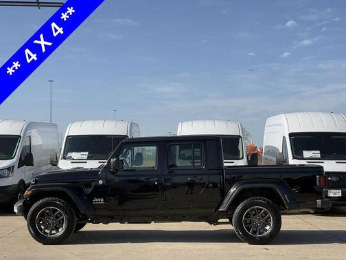2023 Jeep Gladiator Overland