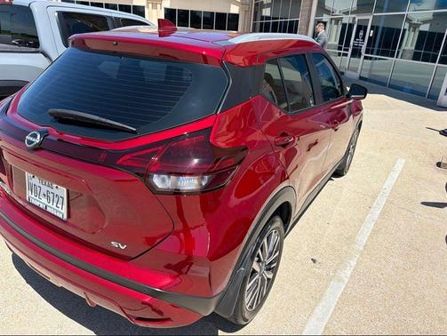 Scarlet Ember Tintcoat 2024 Nissan Kicks SV