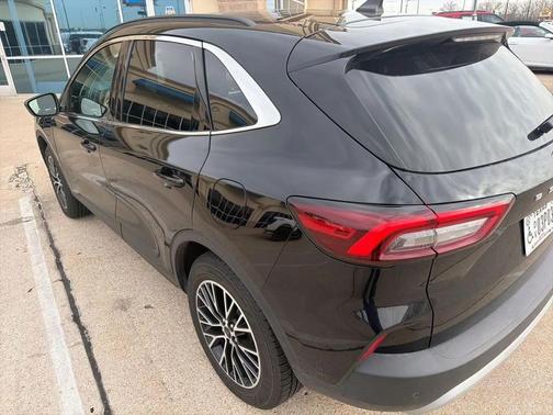 2023 Ford Escape PHEV SE