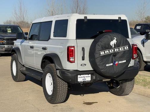 2026 Ford Bronco Heritage Edition
