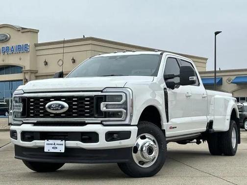 2025 Ford F-350 Platinum