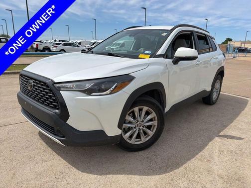 2022 Toyota Corolla Cross LE