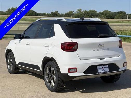 2023 Hyundai VENUE Limited